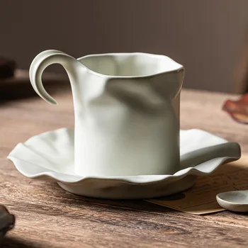 Набор матово-белых кофейных чашек и блюдец, керамические чашки, японский роскошный изысканный послеобеденный чай высокого качества.