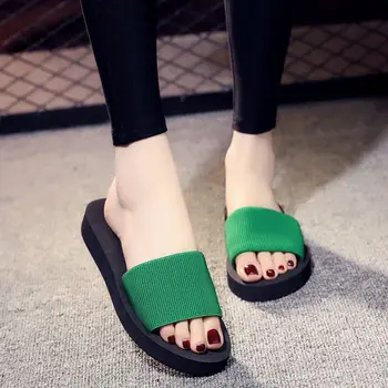 B925 праздничные тапочки, женские летние сандалии из пенопласта на толстой подошве, на высоком каблуке, нескользящие, модная верхняя одежда