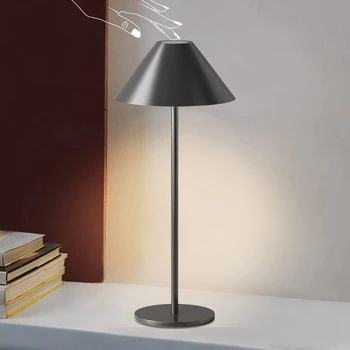 Светодиодная сенсорная настольная лампа Портативная беспроводная настольная лампа с USB-аккумулятором Затемняющий ночник Бар Гостиная Для чтения Походные фонари