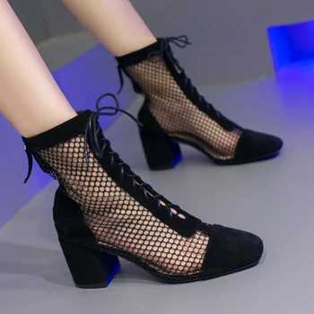 Летние туфли в римском стиле на шнуровке, женские босоножки, Пикантные сетчатые вырезы, Женские черные замшевые сапоги на высоком каблуке с острым носком, женские Длинные короткие сапоги из натуральной кожи
