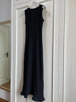 2023 новое женское модное платье-маятник с бутоном рыбьего хвоста без рукавов с V-образным вырезом 0704