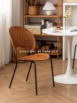 Скандинавский минималистичный стул в виде ракушки, современный обеденный стул из массива дерева, домашняя спинка, дизайнерский креативный стул для кафе и отеля.